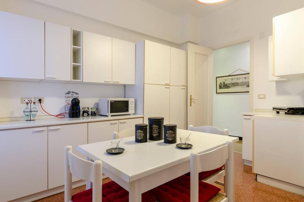 Altido Family Apt For 6 Located Minutes From The Sea Apartment Genoa Exterior photo